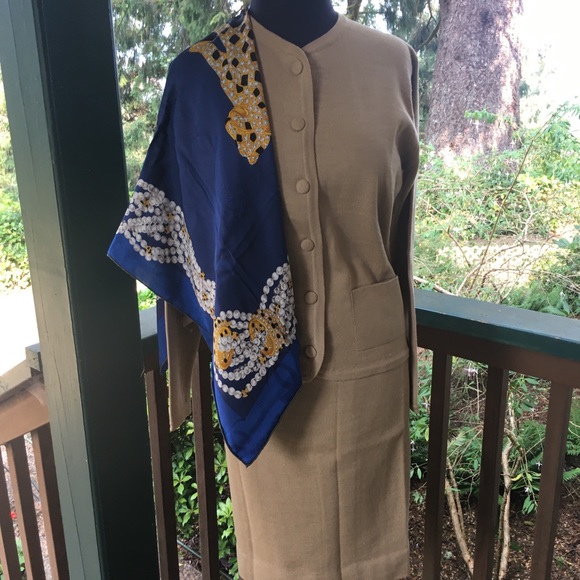 Cornuel of Paris Cardigan and Pencil Skirt Set ♥️ - Picture 1 of 4